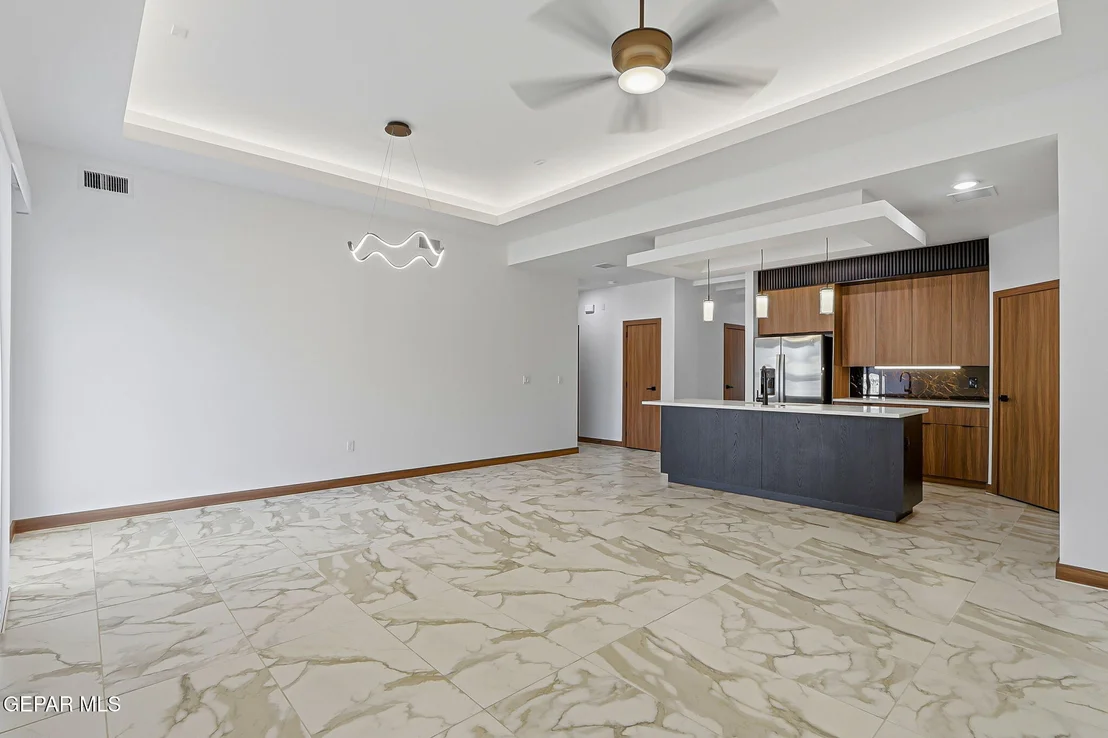 Photo of 953 Ada Lane