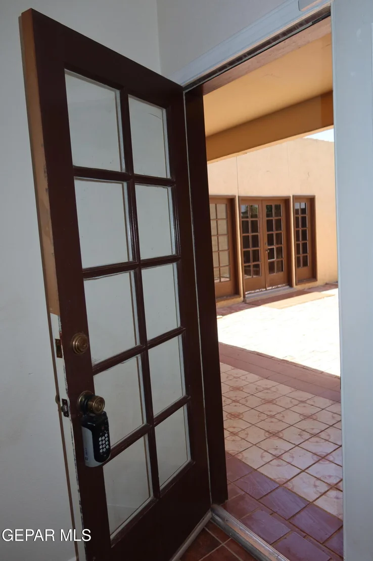 Photo of 836 DE LEON Drive
