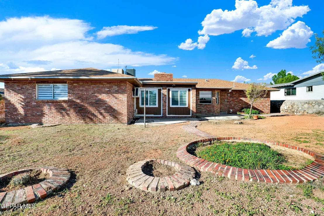 Photo of 6704 SOUTHWIND Drive