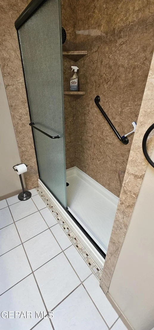 Photo of 2704 Gaston Drive