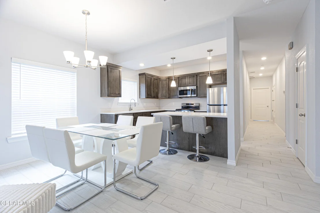 Photo of 546 Spanish Oak Drive