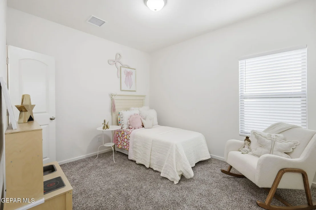 Photo of 13825 Summer Wave Avenue