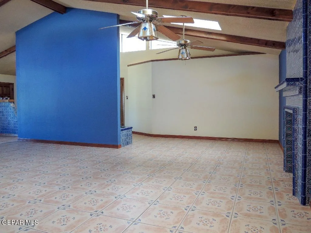 Photo of 1067 Esplanada Circle