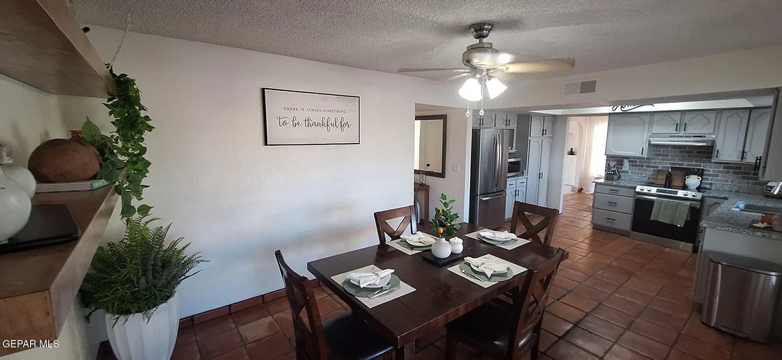 Photo of 656 MOONDALE Drive