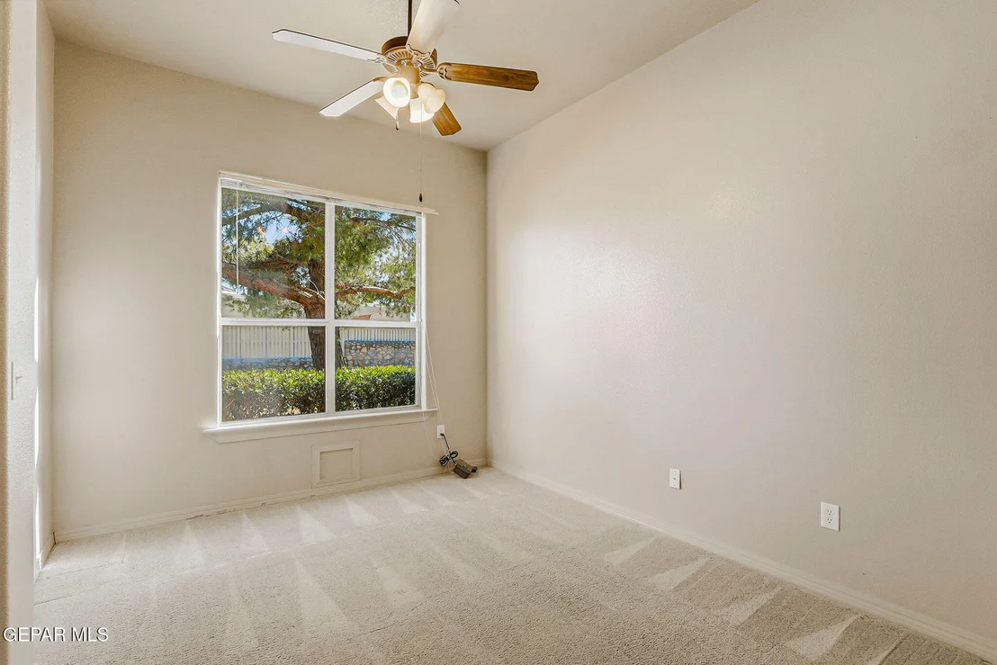 Photo of 12921 FIRE FIGHTER Drive