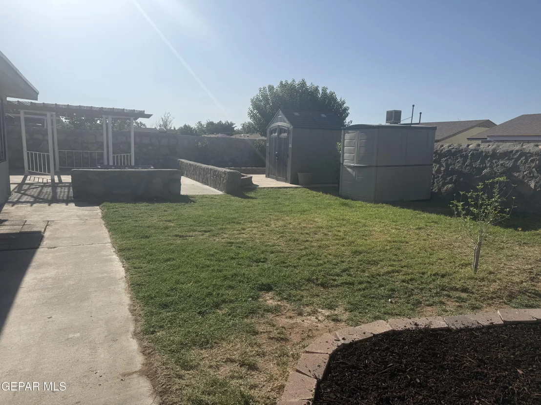 Photo of 5744 Longview Circle