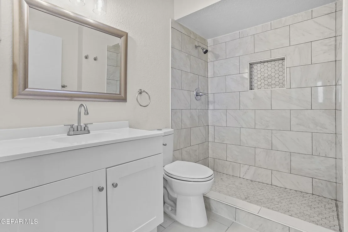 Photo of 936 ONEIDA Drive