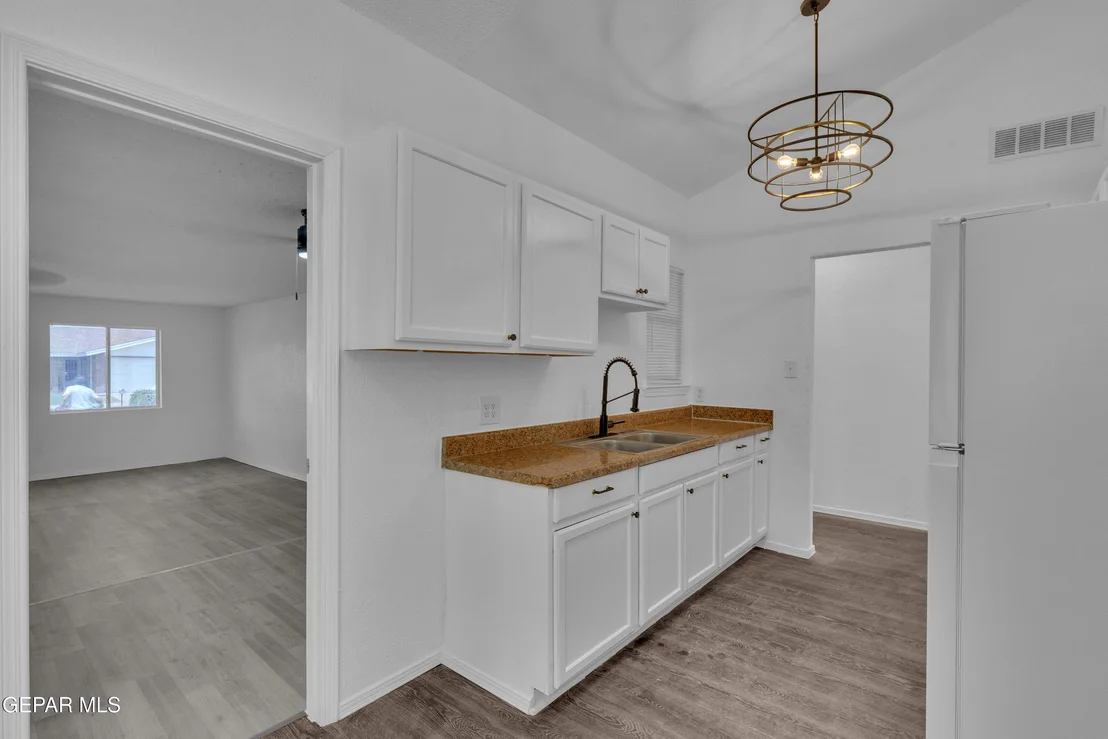 Photo of 9961 DESERT WILLOW Way