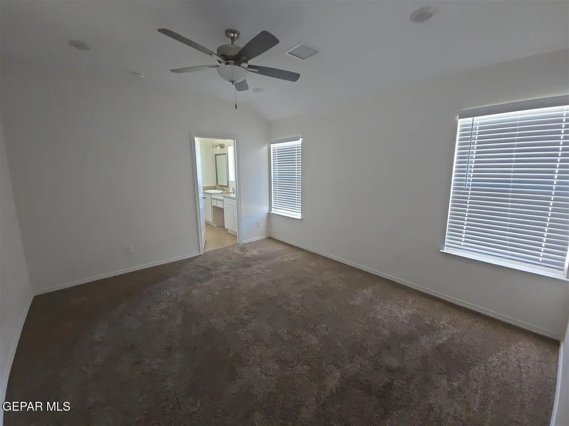 Photo of 1313 MEADOW Road