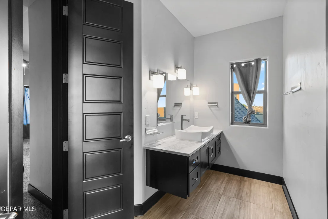 Photo of 863 Silent View Place
