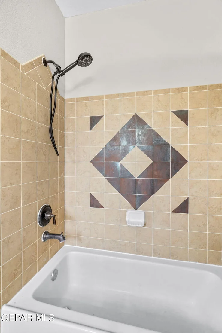 Photo of 14353 N CAVE Drive