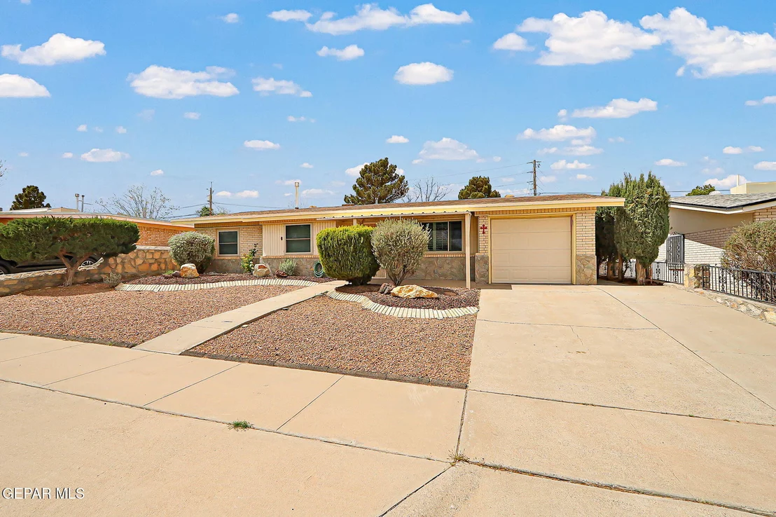 Photo of 2125 PACHECO Drive