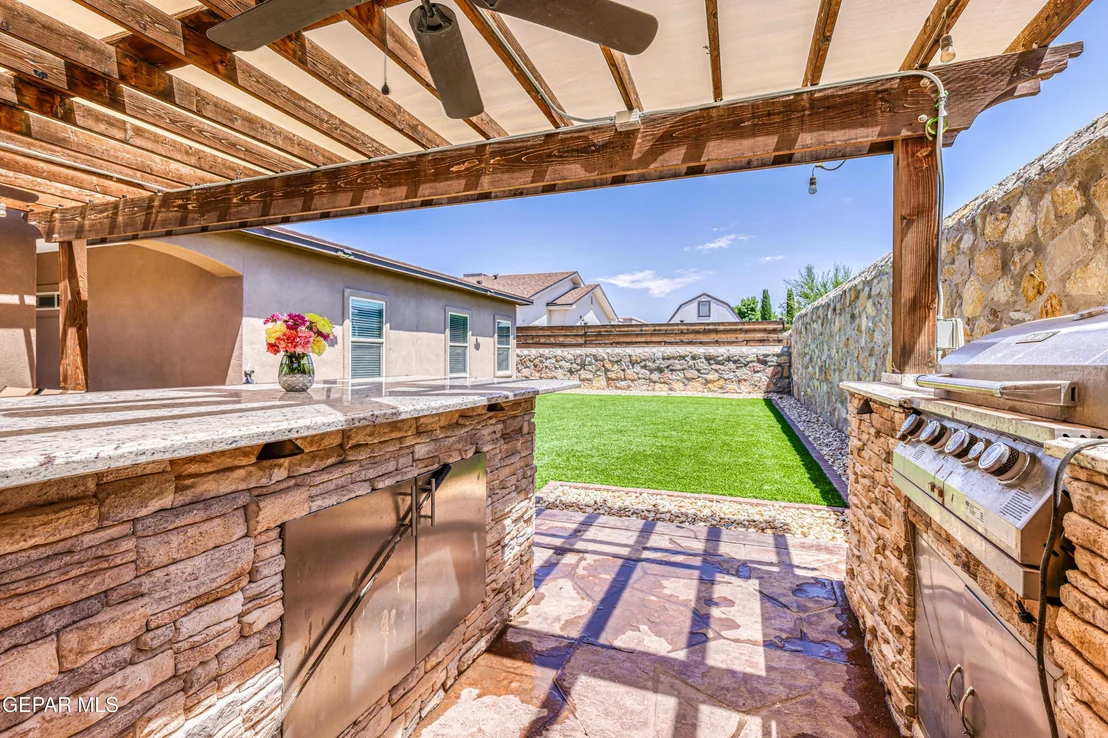 Photo of 2100 ROBERT DRENNAN Place