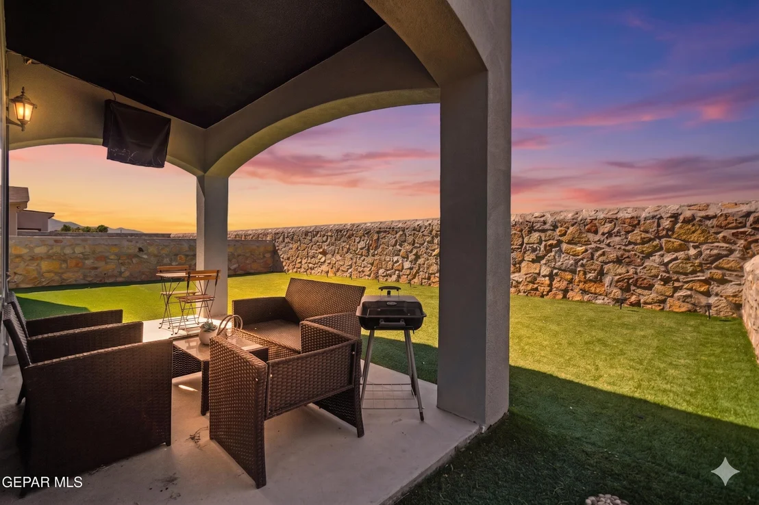 Photo of 7257 LONG MEADOW Drive