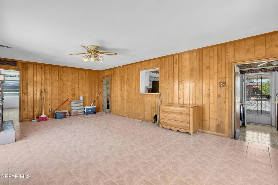 Photo of 5013 Flower Drive