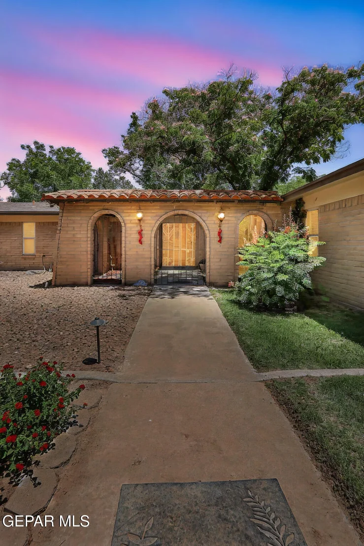 Photo of 713 LIVE OAK Drive