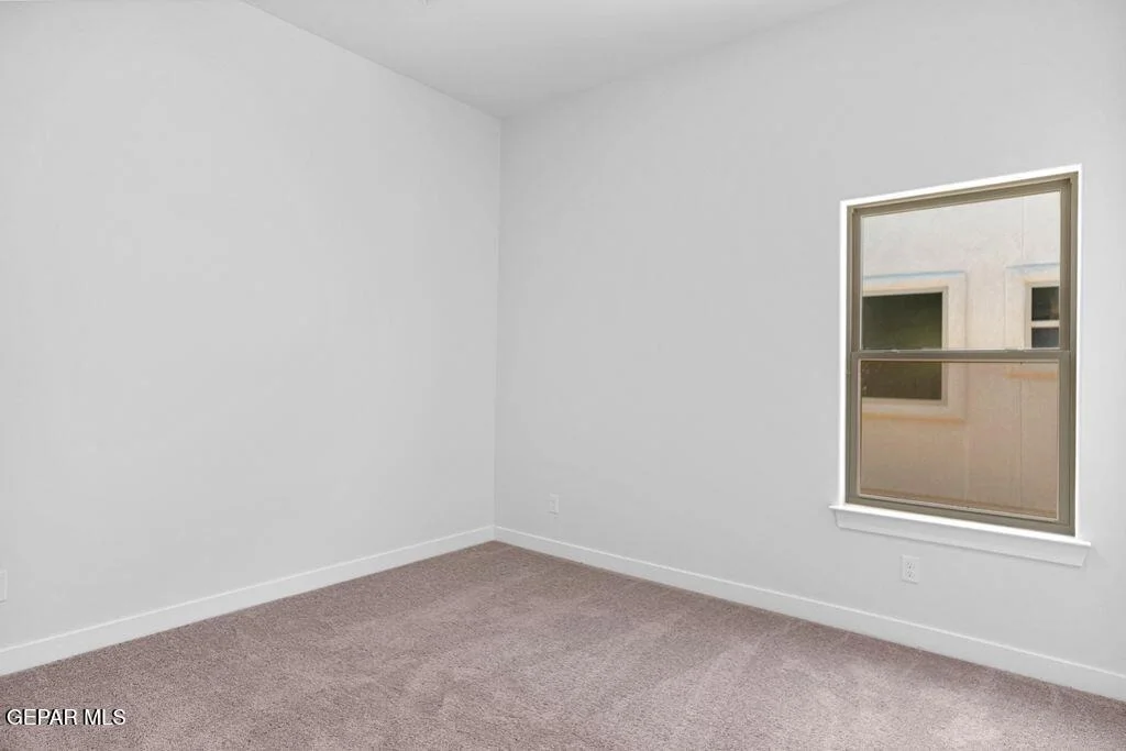 Photo of 425 Deserts Drive