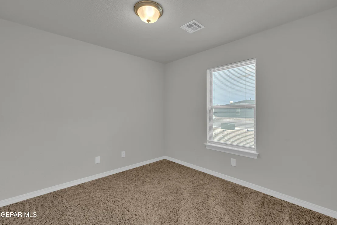 Photo of 1069 WHITEBRUSH Road