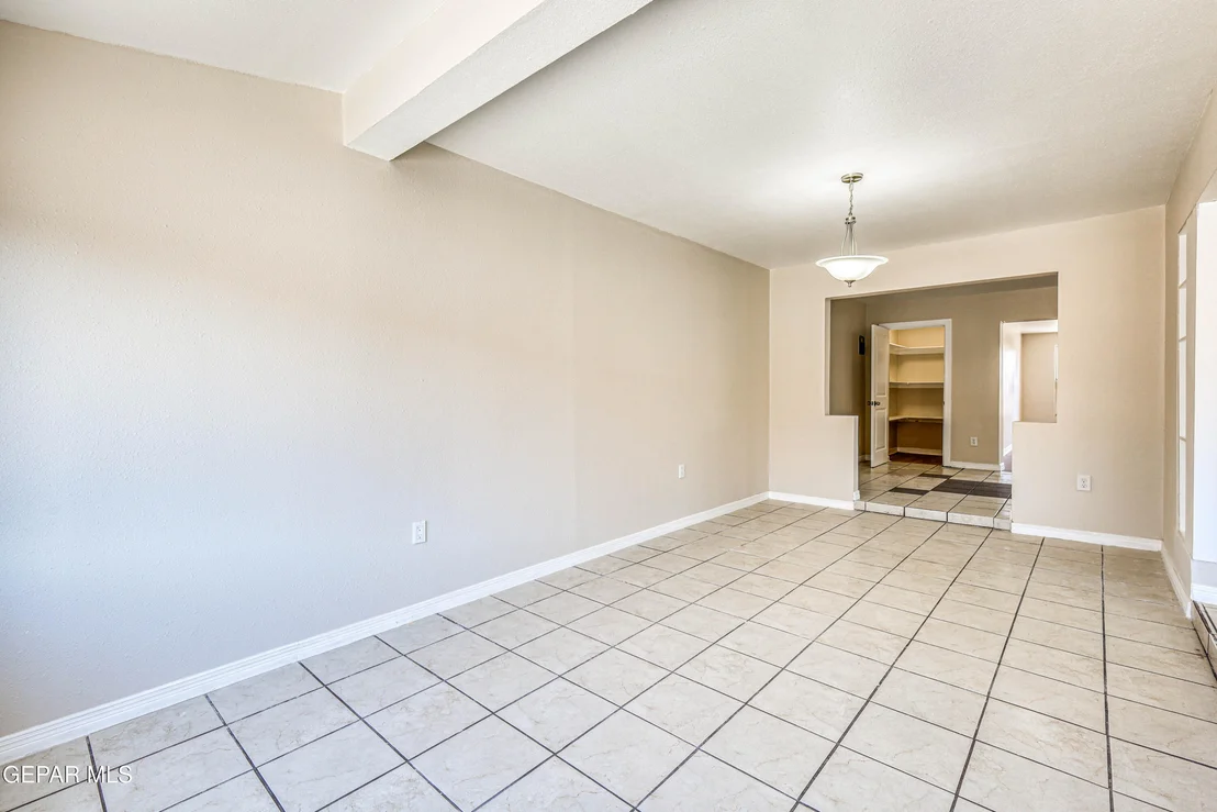 Photo of 424 Indian Place