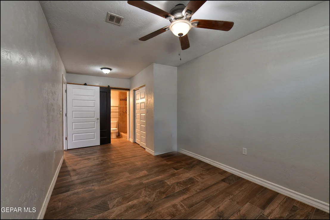 Photo of 504 CANAL Road