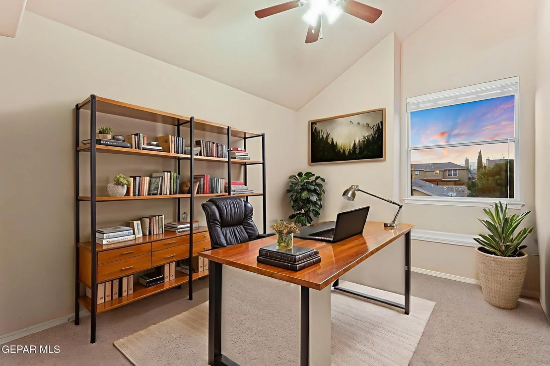 Photo of 6628 Parque del Sol Drive