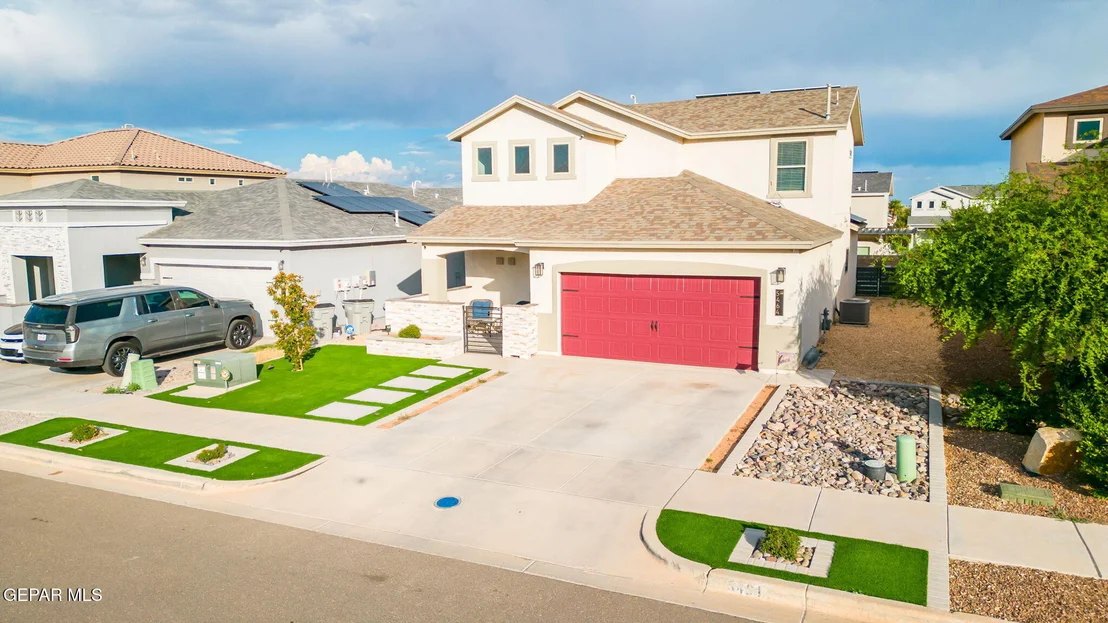 Photo of 5464 Stonehill Drive