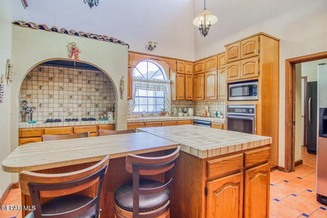 Photo of 12309 SUGDEN Road
