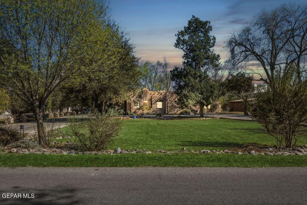 Photo of 300 ROSEMONT Drive