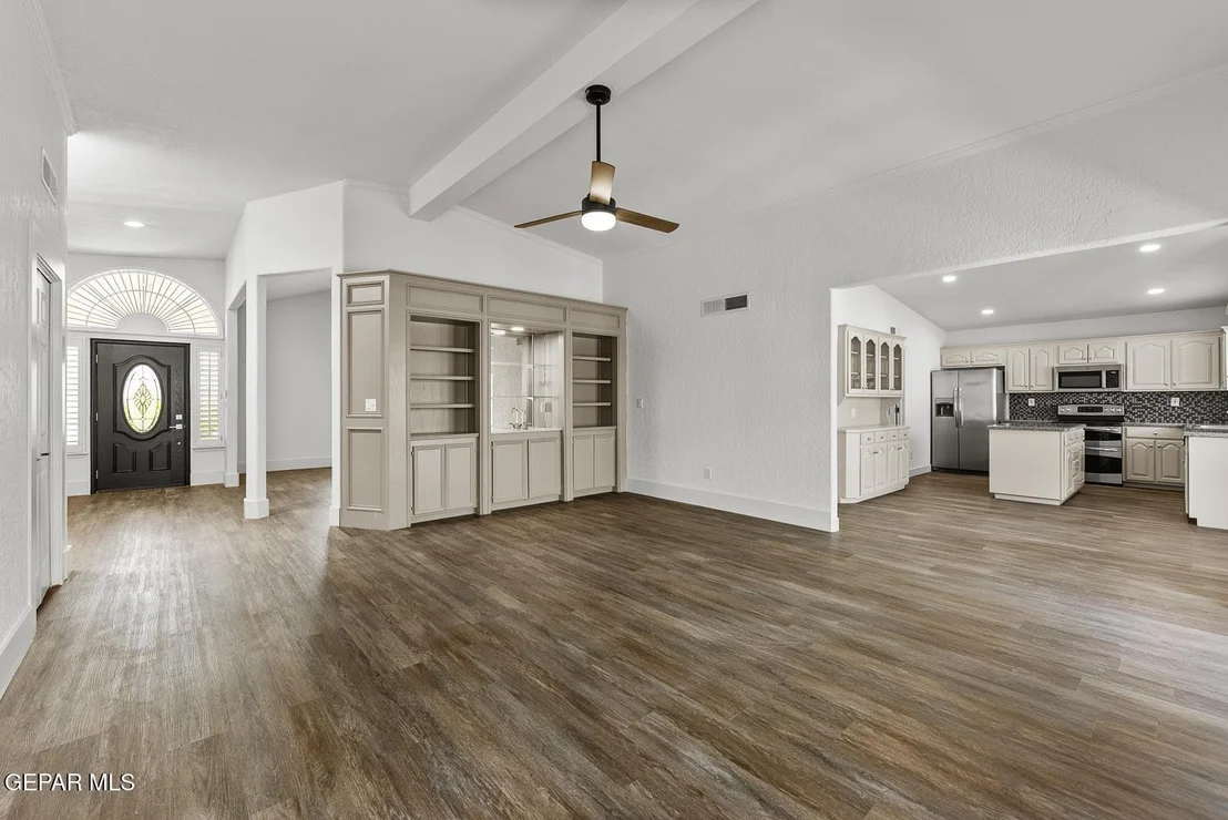 Photo of 6637 WIND RIDGE Drive
