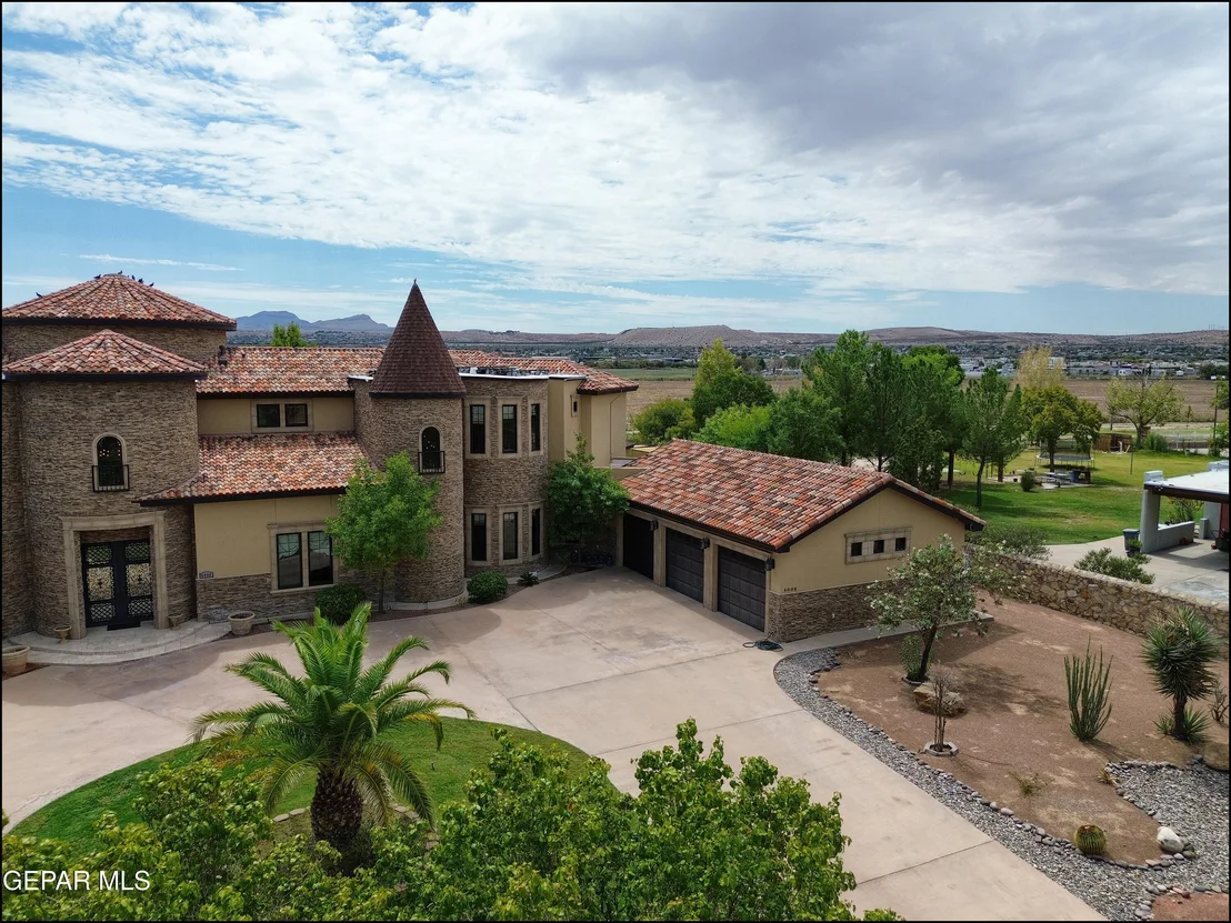 Photo of 4006 ROADSIDE Court