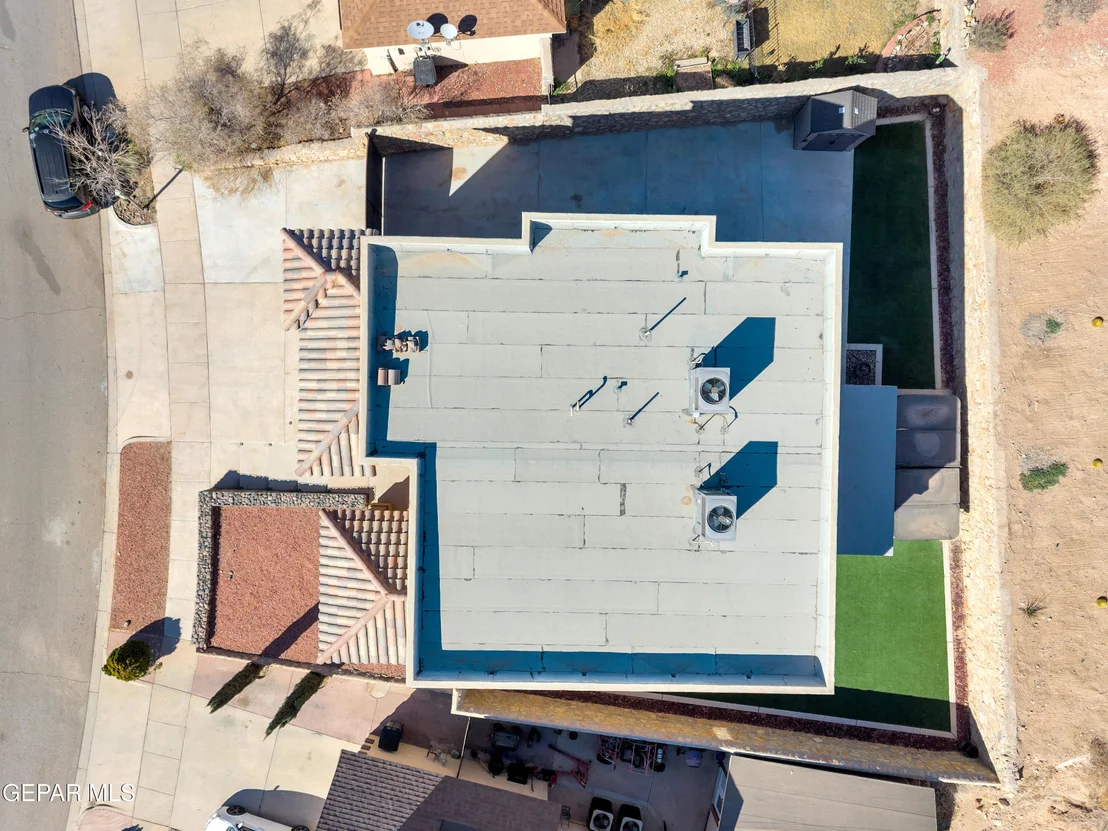 Photo of 468 EMERALD BLUFF Drive