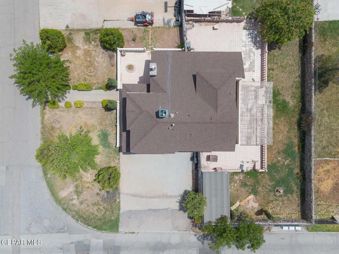 Photo of 5920 W VALLEY Circle