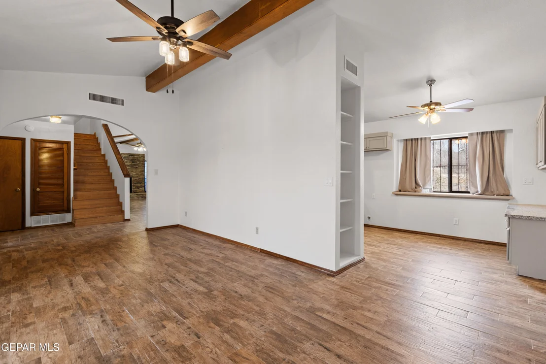 Photo of 1687 DANIELS Lane