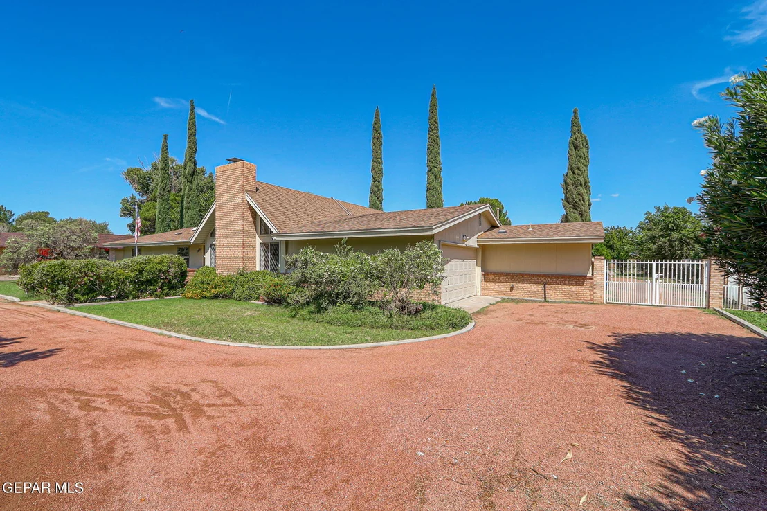 Photo of 5440 La Estancia Circle