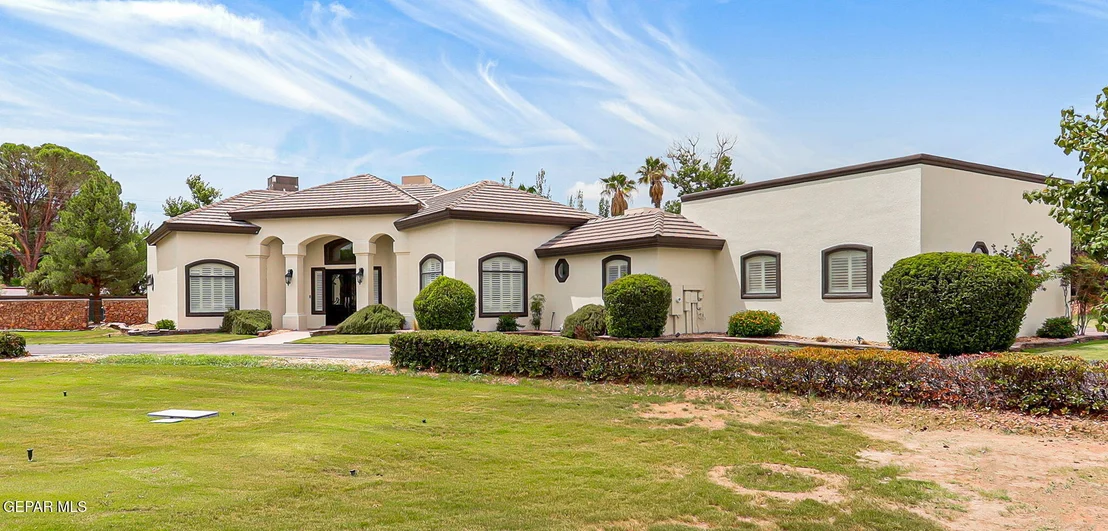 Photo of 5301 UPPER VALLEY Road