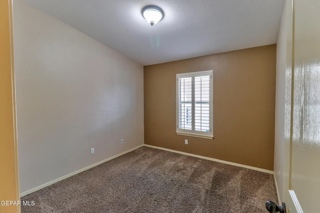 Photo of 3017 WOODHEAD