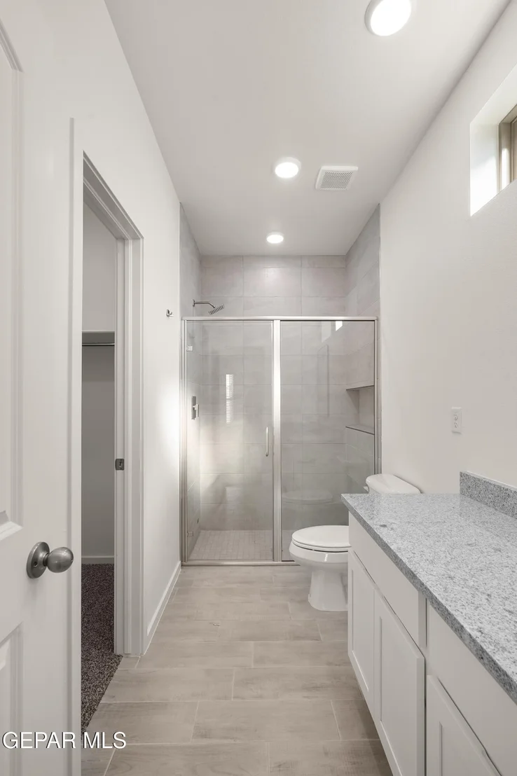 Photo of 13833 Summer Wave Avenue