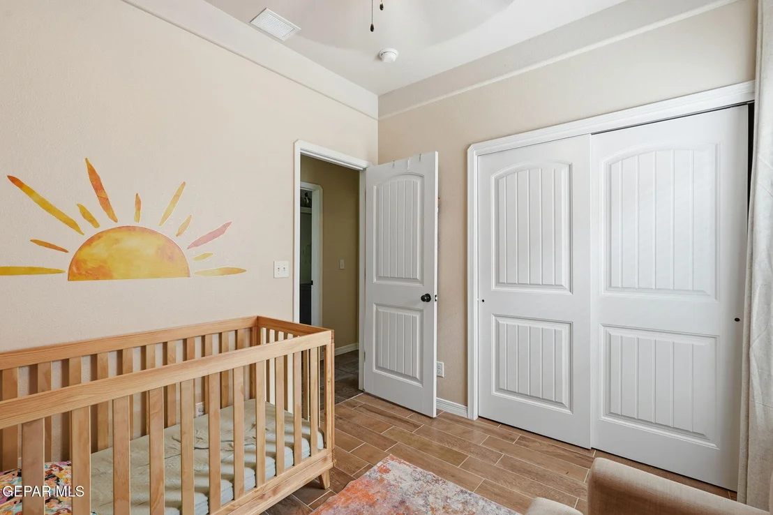Photo of 14213 FABLED POINT Avenue