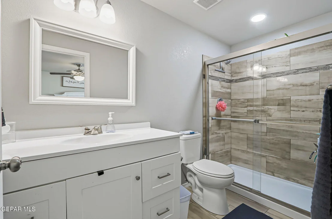 Photo of 4113 ROXBURY Drive