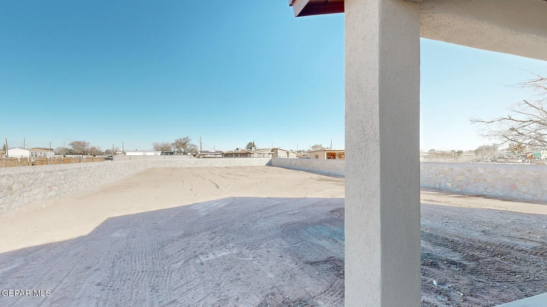 Photo of 325 Apodaca Road