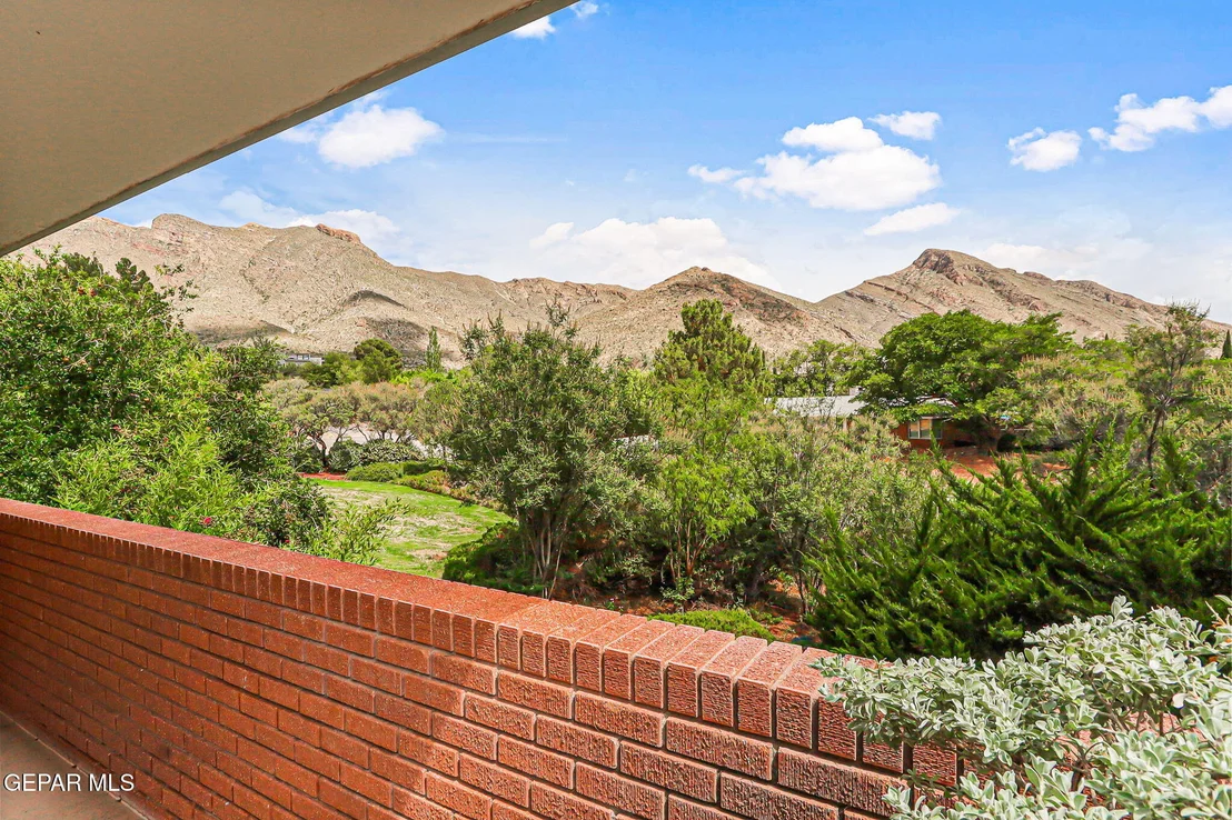 Photo of 1209 Thunderbird Drive