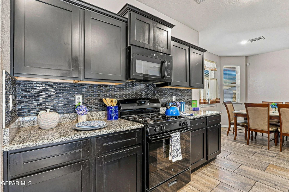 Photo of 2156 THOMAS LACKLAND Street