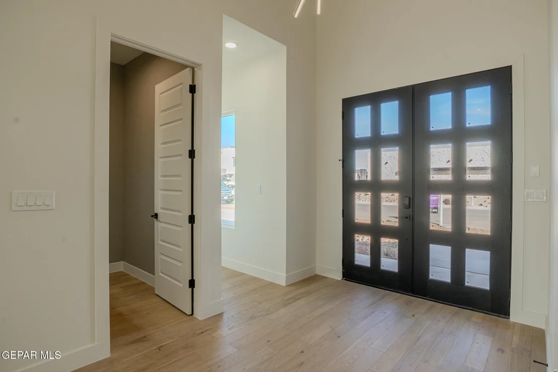 Photo of 5660 RIO BONITO Circle