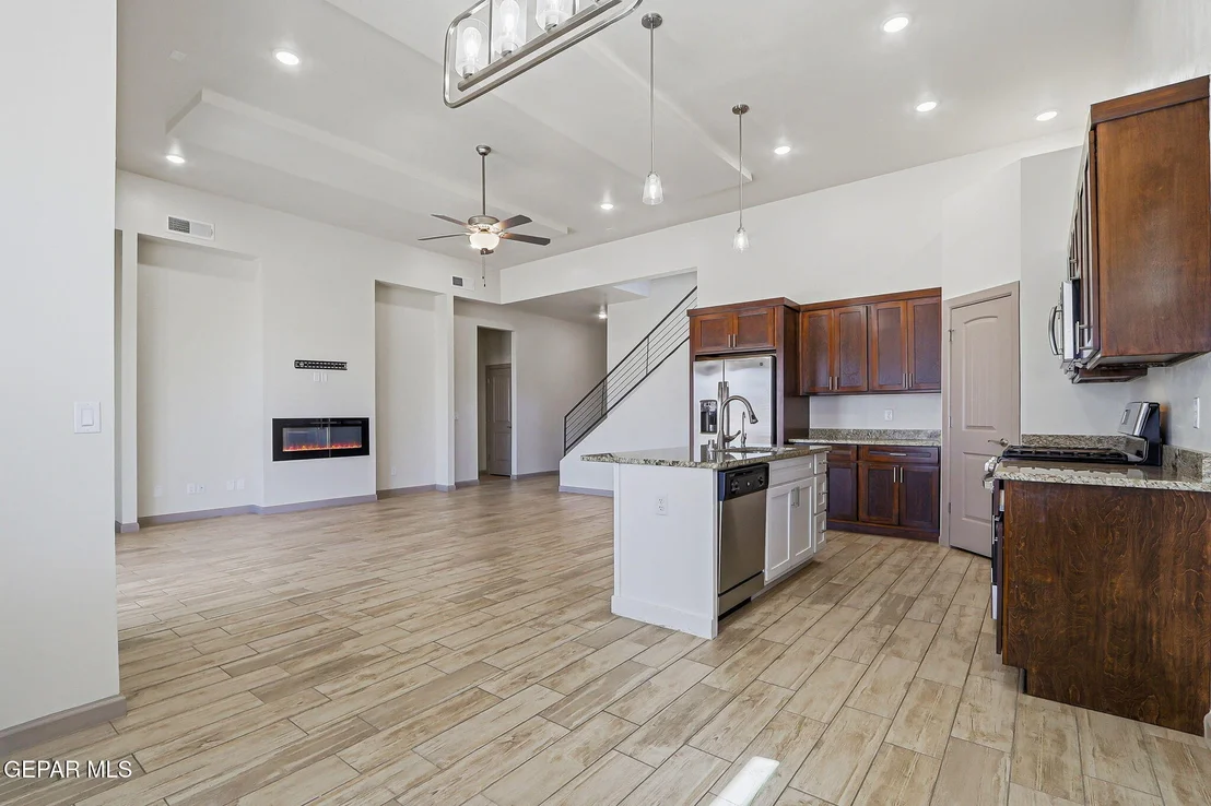 Photo of 7825 Enchanted View Drive