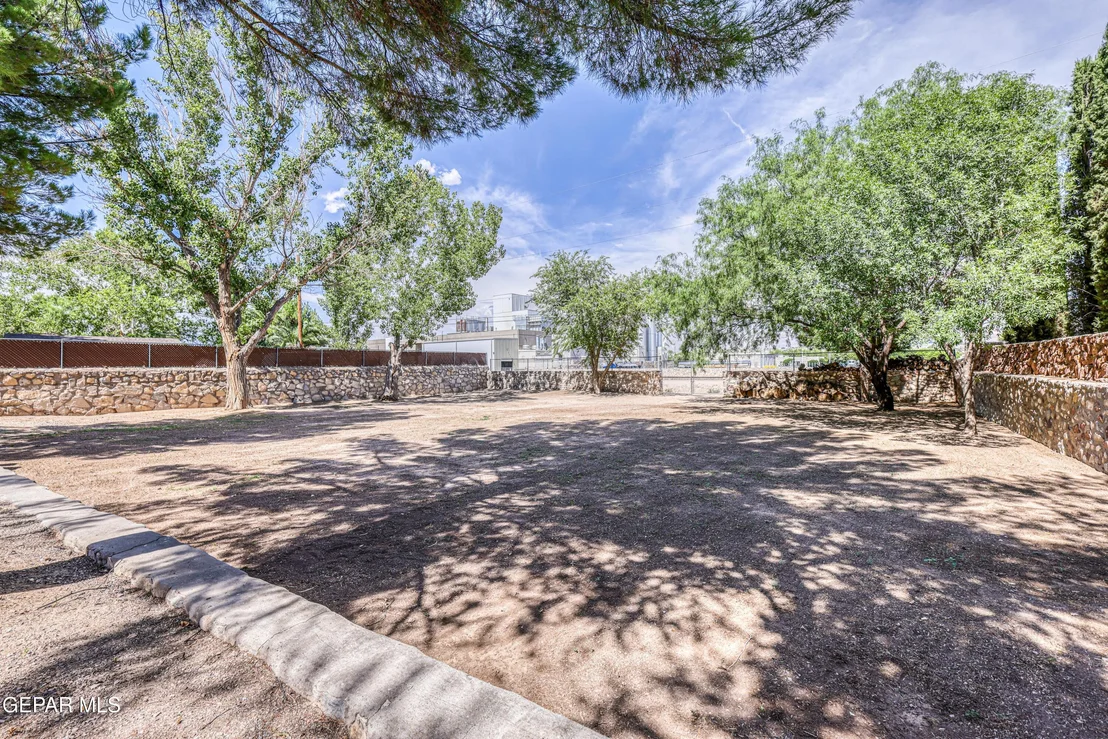 Photo of 6004 Oleaster Drive
