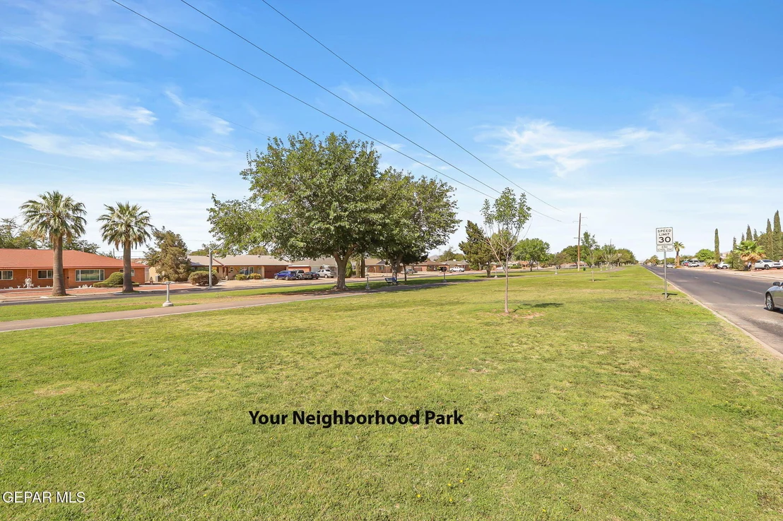 Photo of 8208 PARKLAND Drive
