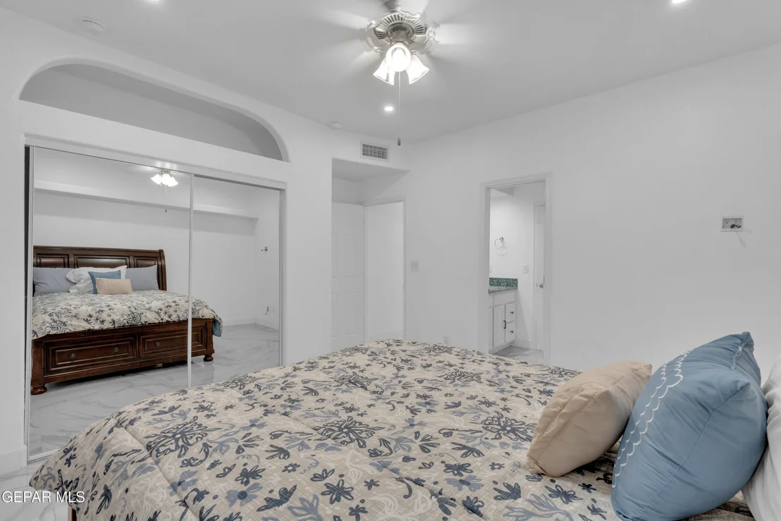 Photo of 6337 FRANKLIN RED Drive