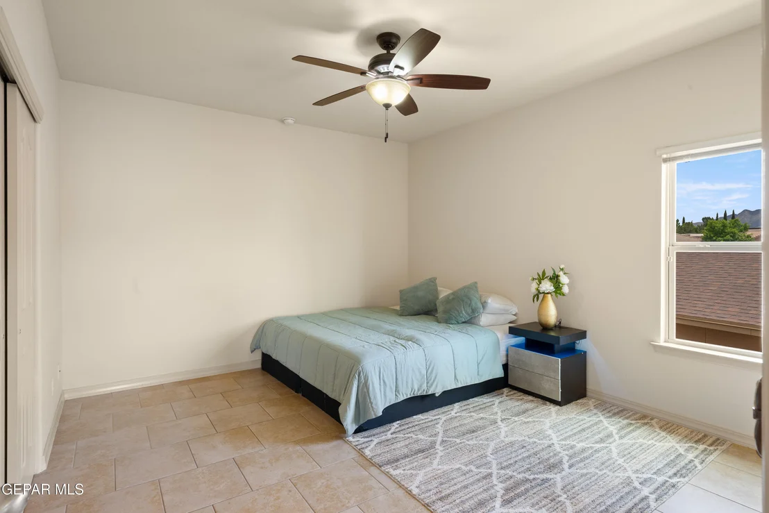 Photo of 7250 LONGSPUR Drive