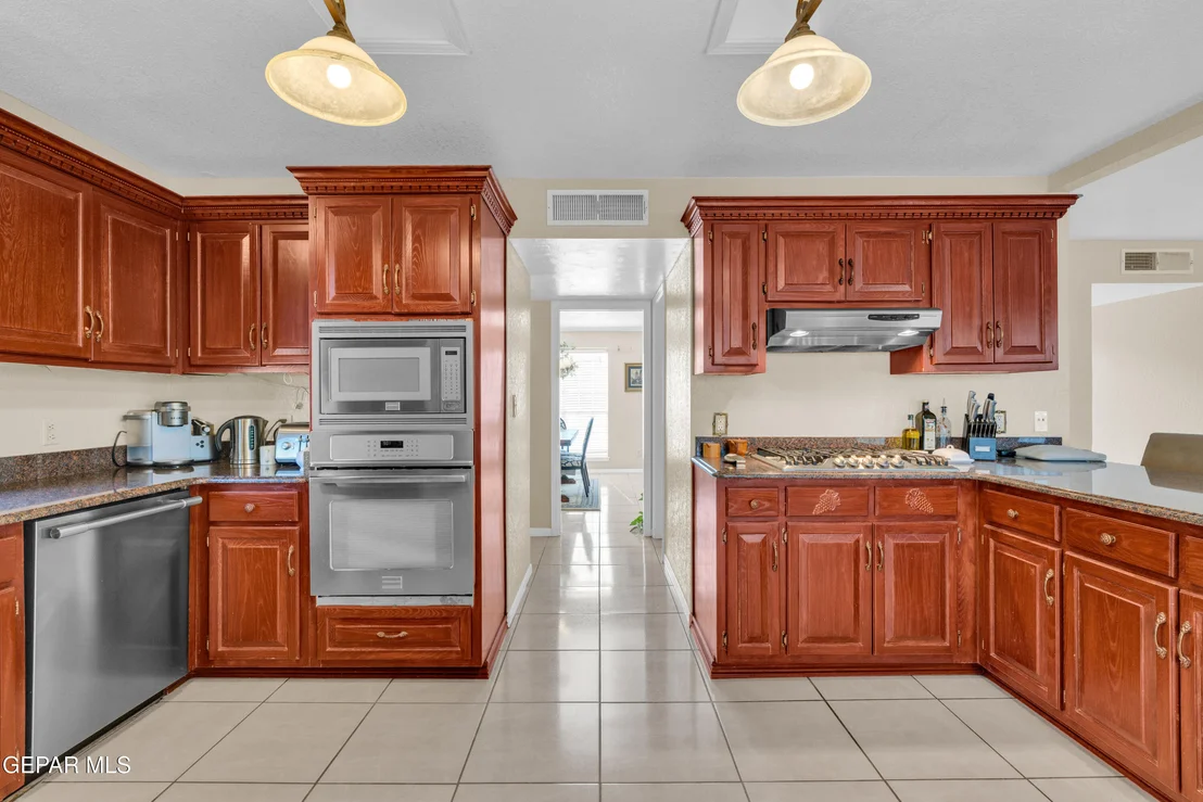 Photo of 1107 SUN RIDGE Drive