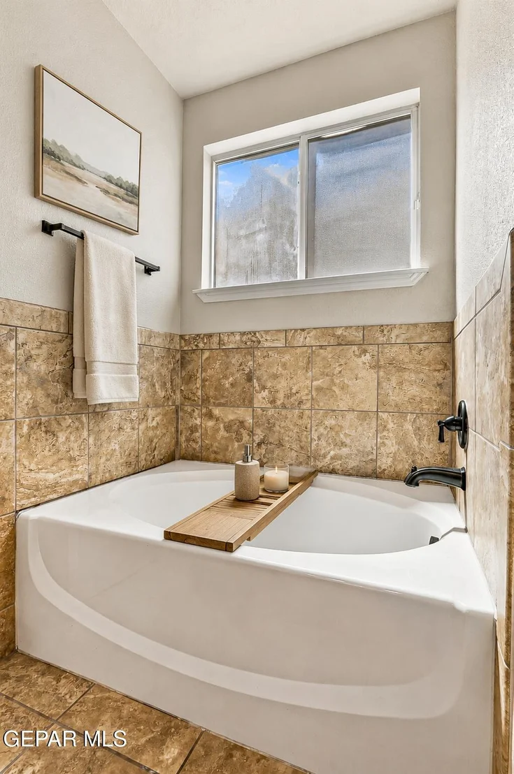 Photo of 2424 Playa
